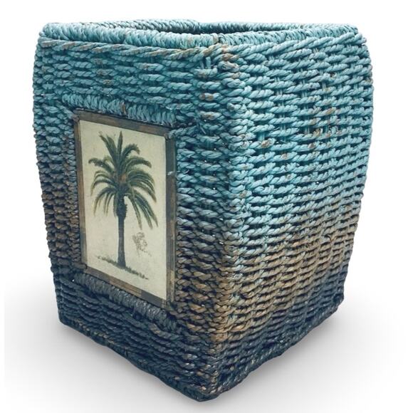 Vtg Medium Sized Weaved Straw Basket - Picture 2 of 5